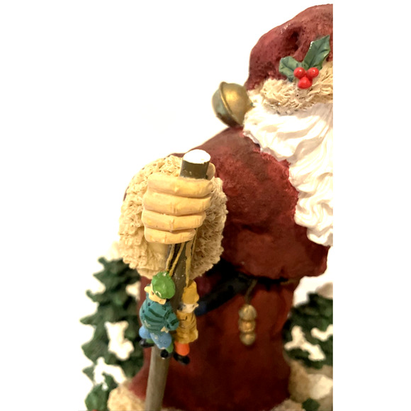 Pfaltzgraff Santa Claus Is Coming to Town Snow Globe Musical Figurine 10" Tall - Picture 9 of 9